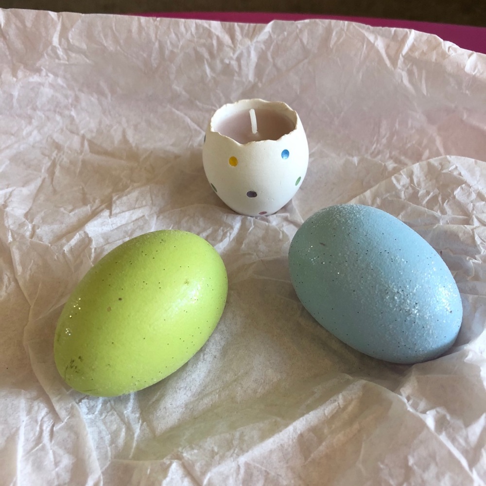 NWOT - Blue & Green Eggs - Polka Dot Candle Egg